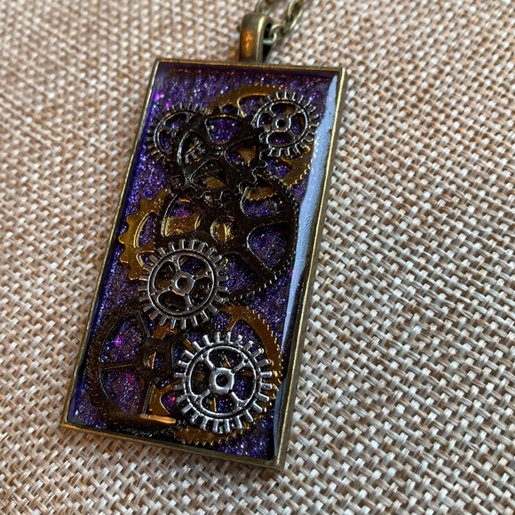 Steampunk layered Gears Necklace New Purple Handmade - Picture 8 of 9